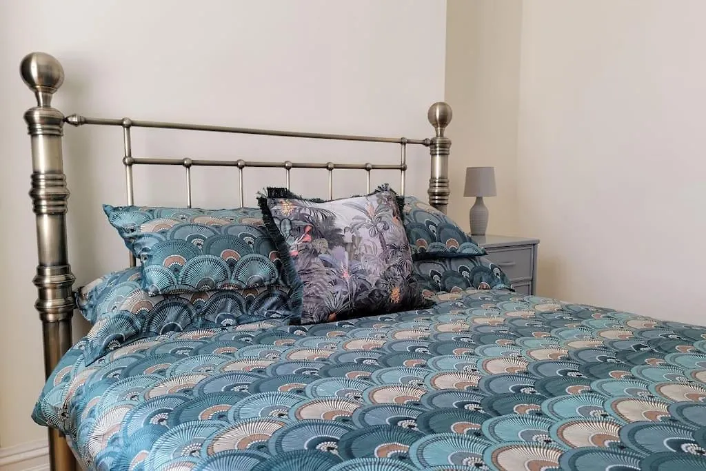 Flamingo Rise Bournemouth 2 Bed 6 Guest Beach Escape-1